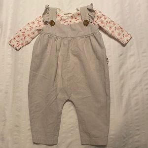 Rabbit and Bear two piece outfit 0-3 months